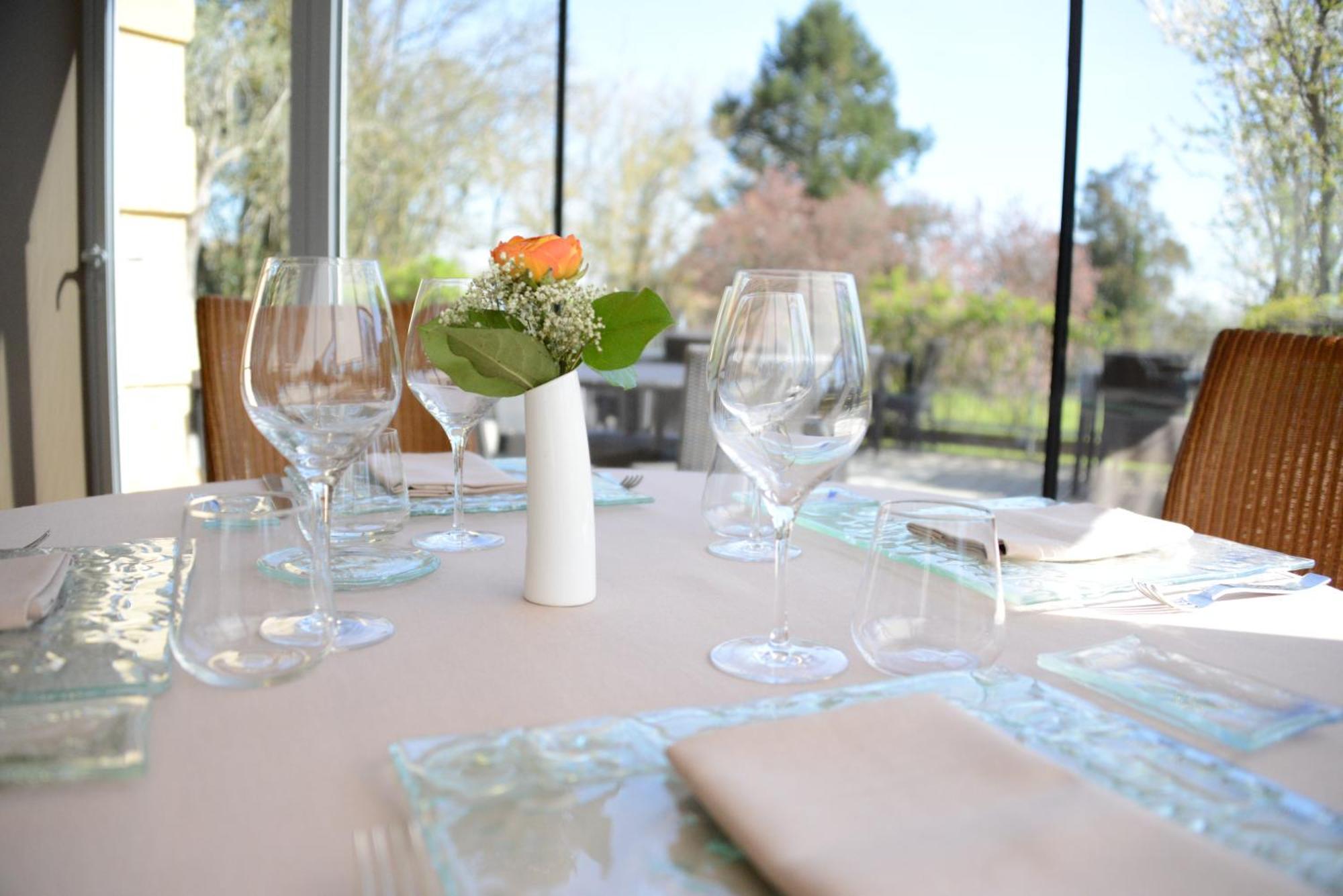 Chateau De Champlong Table Hotel **** Golf & Spa Villerest  외부 사진