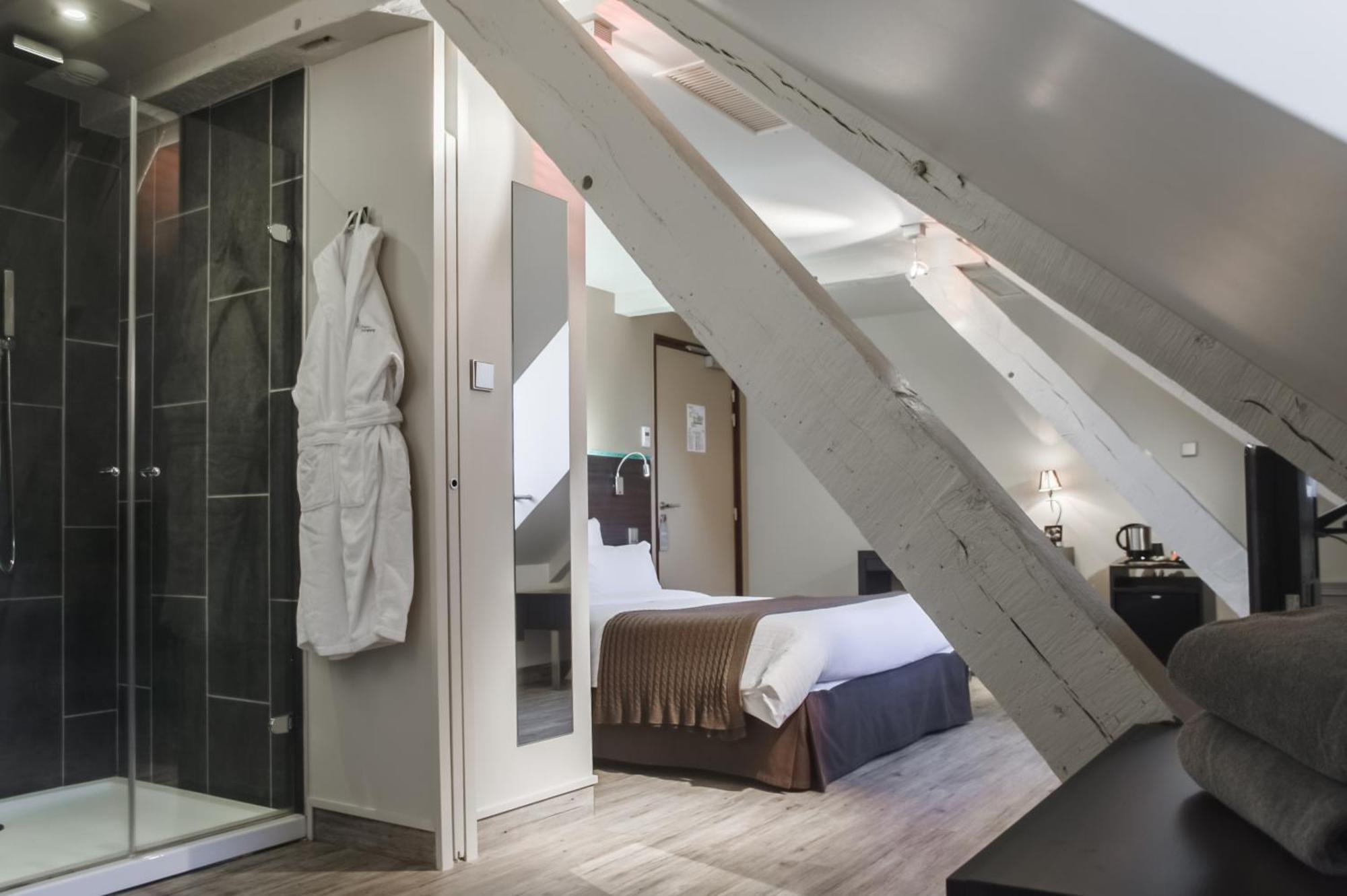 Chateau De Champlong Table Hotel **** Golf & Spa Villerest  외부 사진