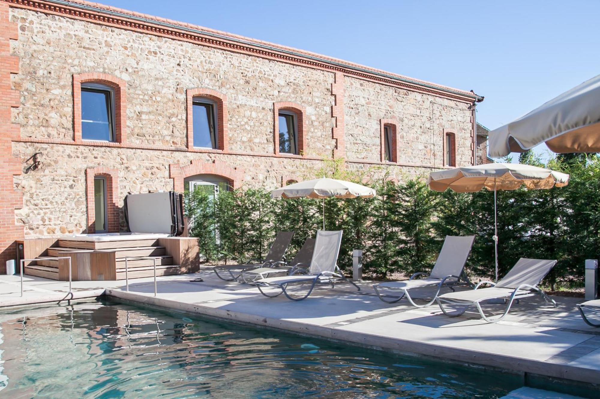 Chateau De Champlong Table Hotel **** Golf & Spa Villerest  외부 사진