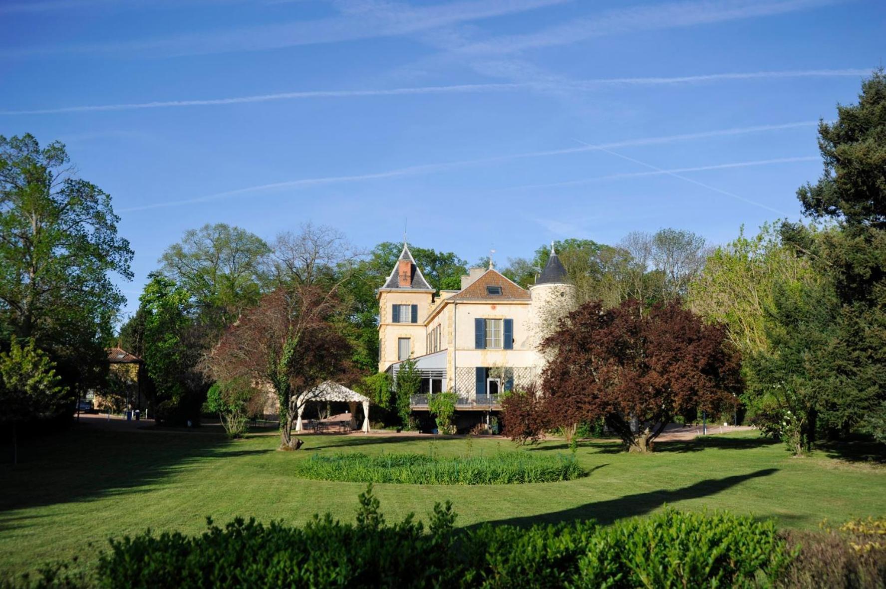 Chateau De Champlong Table Hotel **** Golf & Spa Villerest  외부 사진