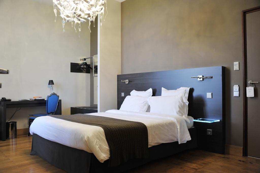 Chateau De Champlong Table Hotel **** Golf & Spa Villerest  외부 사진
